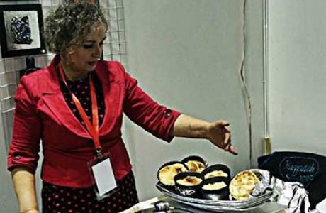An exhibition of Sephardic specialties at the Diplomatic winter bazaar